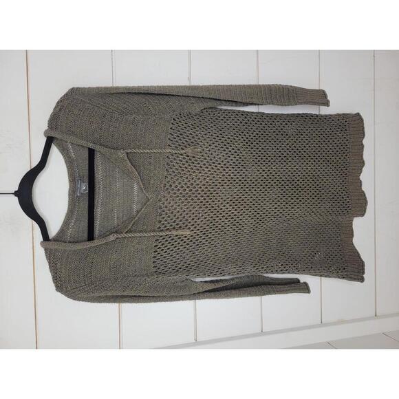 Eddie Bauer Sweaters - Eddie Bauer large army green loose knit sweater or coverup